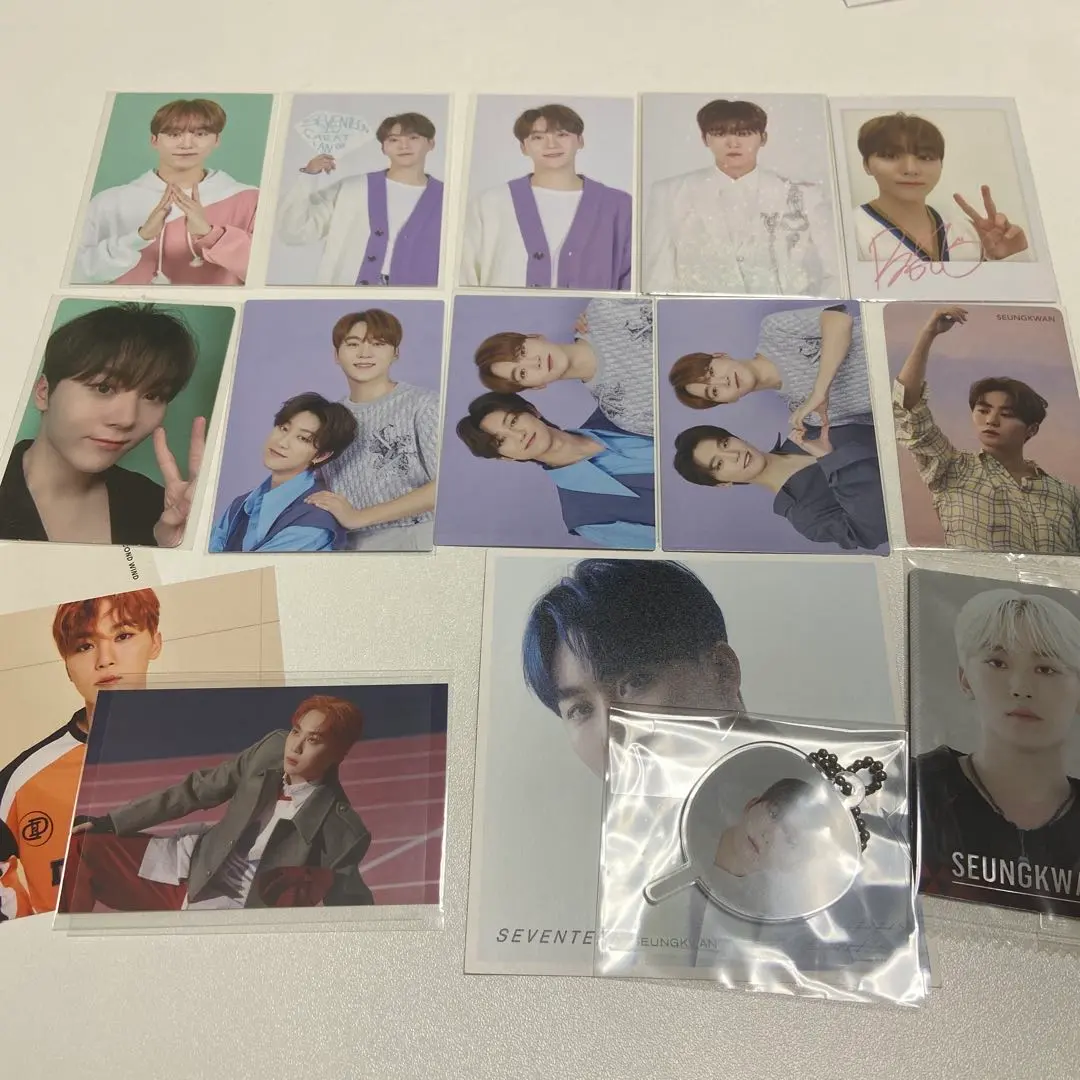 Thumbnail of Seventeen Seungkwan goods and trading card bulk sale