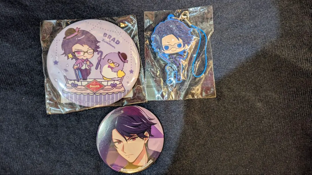 Thumbnail of Helios Rising Heroes Helios R Brad Can Mirror Rubber Strap Can Badge