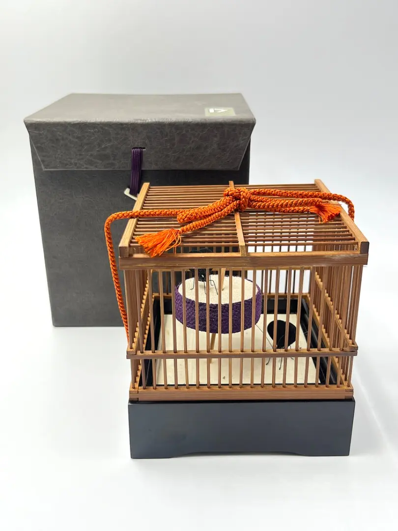 虫かご、竹細工、作者銘あり Amazon.co.jp: 伝統的工芸品 駿河竹千筋細工 虫籠 中 さらし