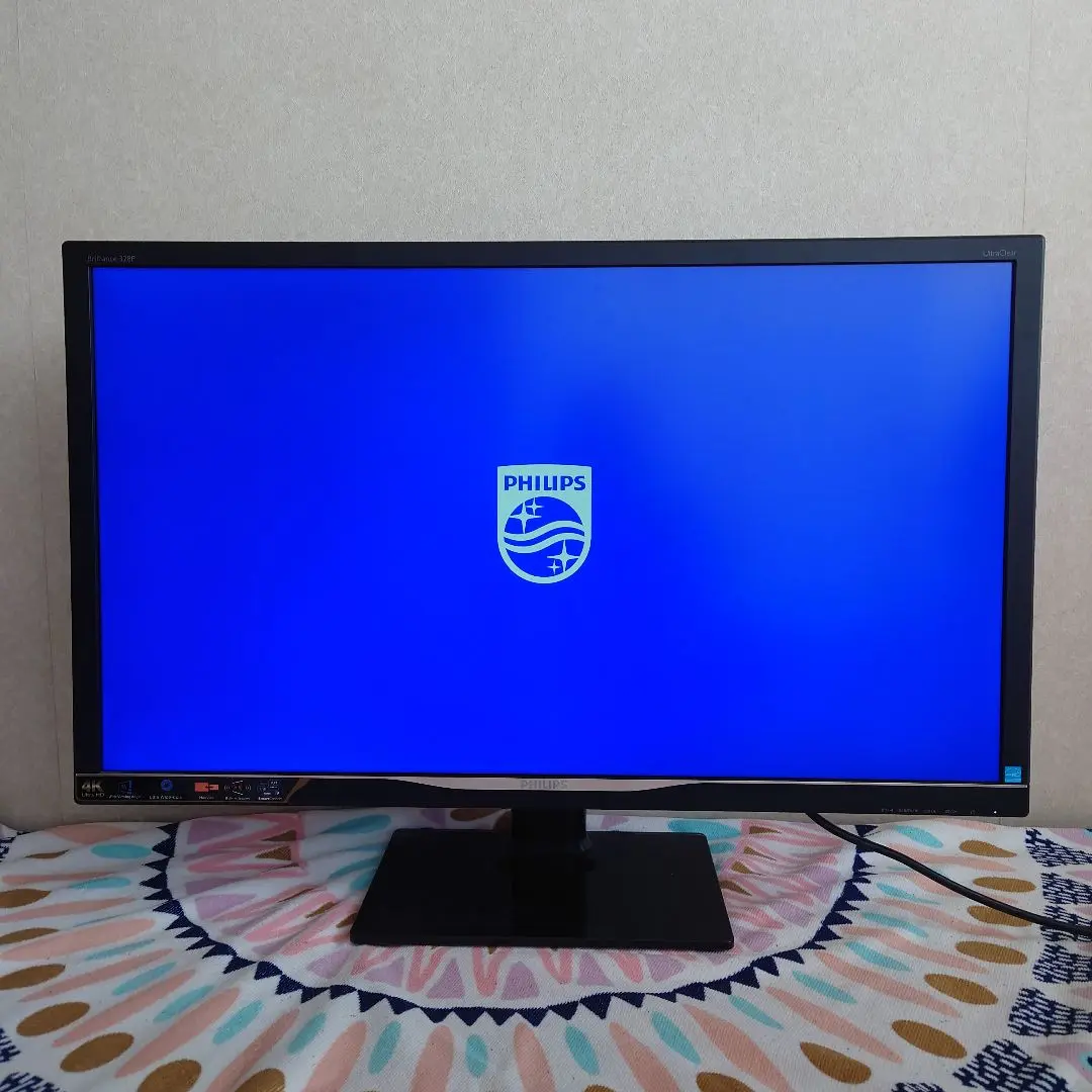 Philips モニター 31.5インチ　4Ｋ　328P6VJEB/11 美品 Brilliance Ultra Wide-Color 搭載 4K 液晶モニター 328P6VJEB