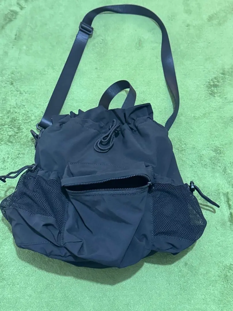Thumbnail of 2-way drawstring shoulder bag