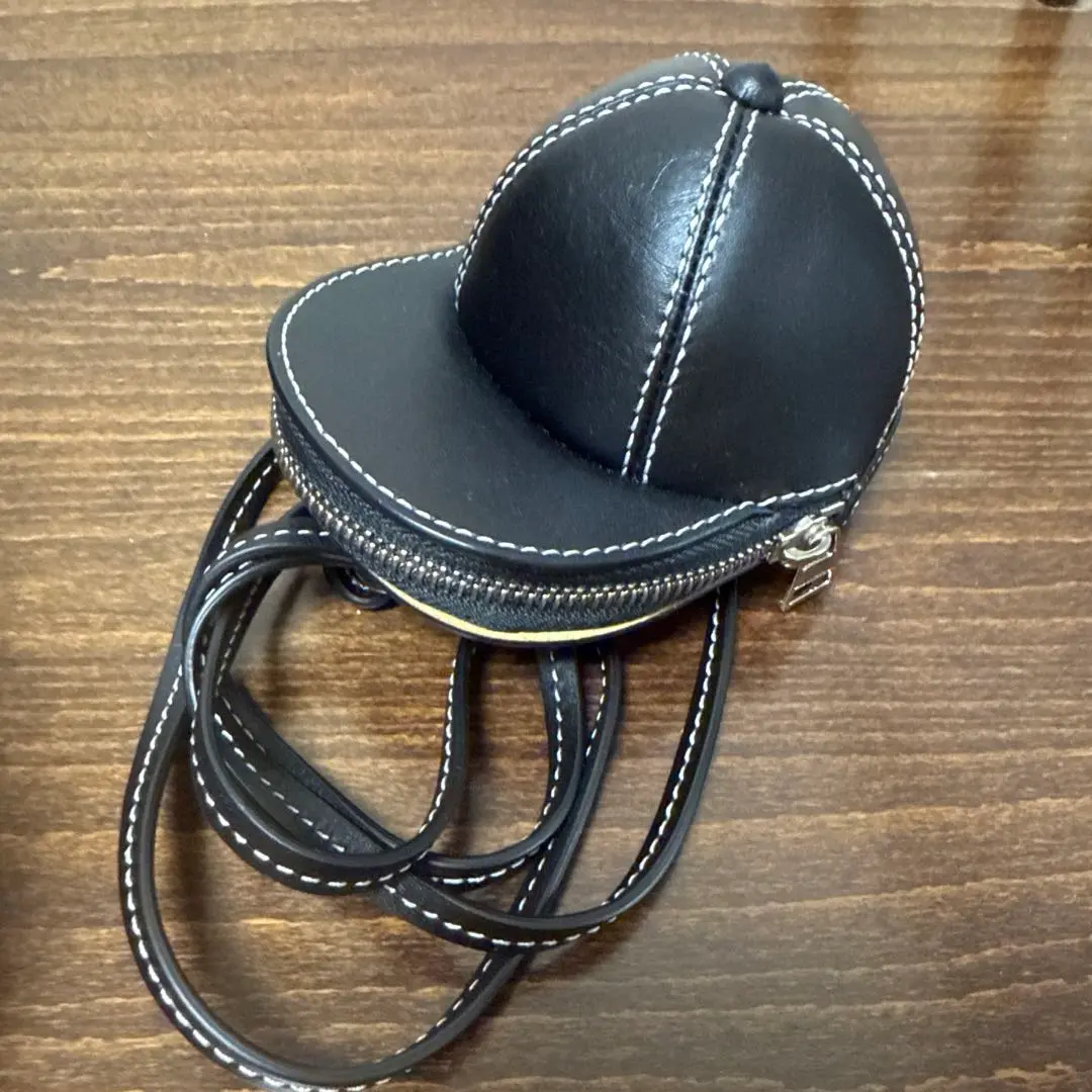 手元に在庫あり♡JW ANDERSON キャップバッグ 2色 JW ANDERSON(J.W.ANDERSON)(ジェイダブリューアンダーソン