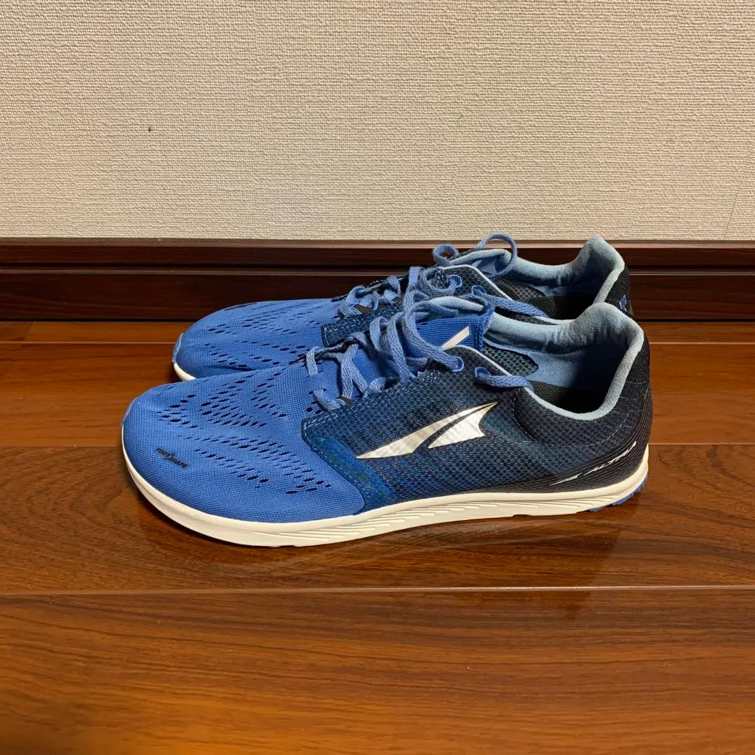 ALTRAの超軽量ロードシューズ VANISH R – moderate