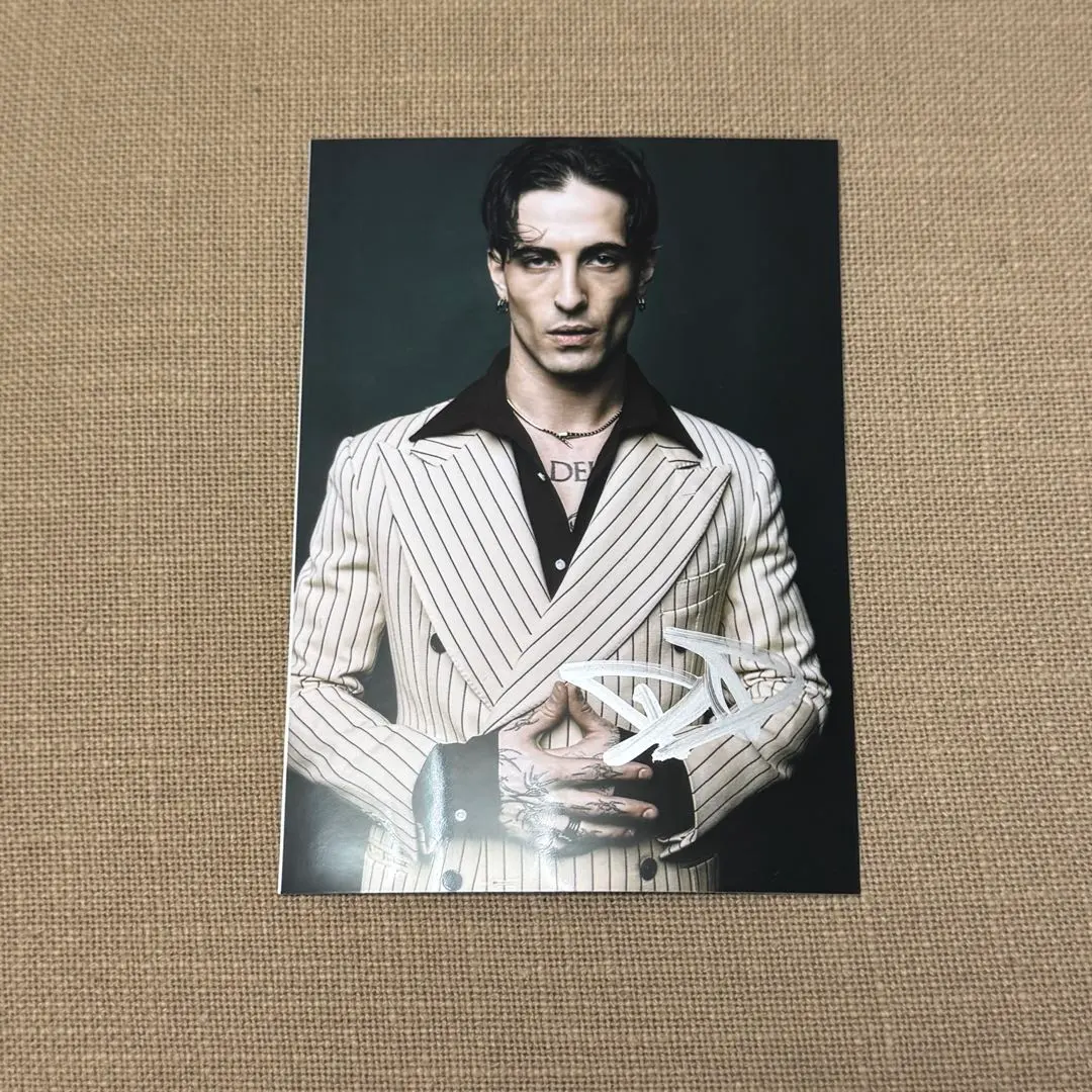 2025年最新】マネスキン サインの人気アイテム - メルカリ