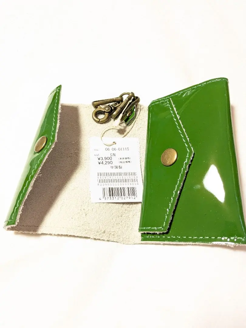 マルメロ　✨未使用✨　レディース　人気色　ガマ口長財布　　カード入多数　グリーン マルメロ✨未使用✨レディース人気色ガマ口長財布カード入多数