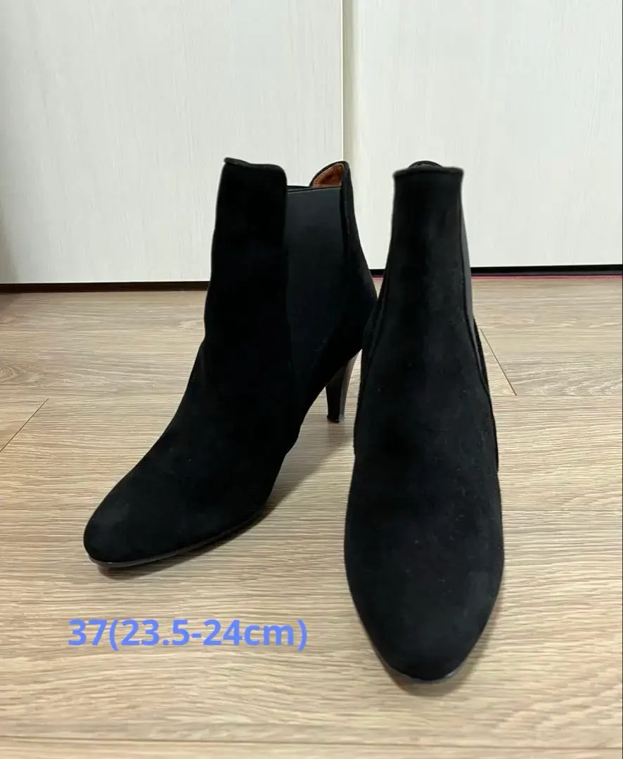 Thumbnail of Excellent Condition: MICHEL VIVIEN Suede Short Boots, Black