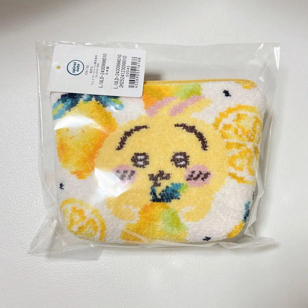 フェイラー　ちいかわ　ハチワレ　ポーチ　小　新品未開封⭐︎ フェイラー ちいかわ ハチワレ ポーチ 小