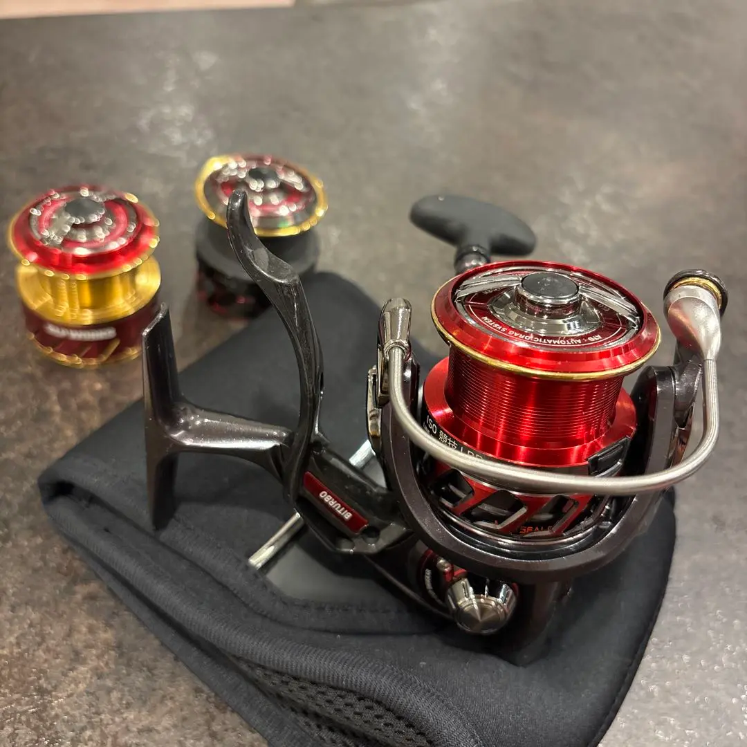 ダイワ 18 トーナメント ISO LBD 競技 Amazon | ダイワ(DAIWA) スピニングリール(レバーブレーキ) 18