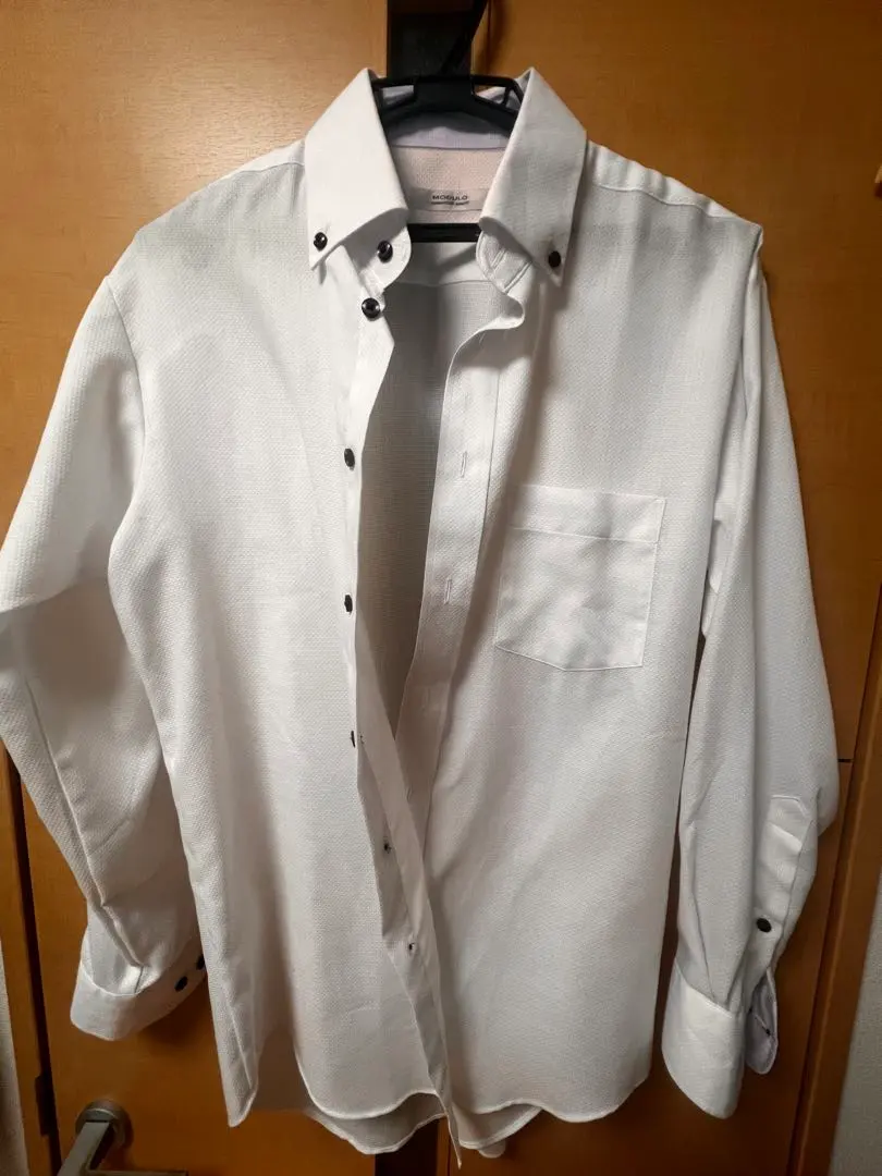 【最終降價❗️】 MODULO 商務 長袖襯衫 39-80 的縮圖