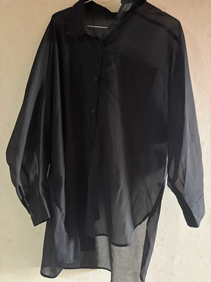 Thumbnail of Outerwear to be worn over an inner layer