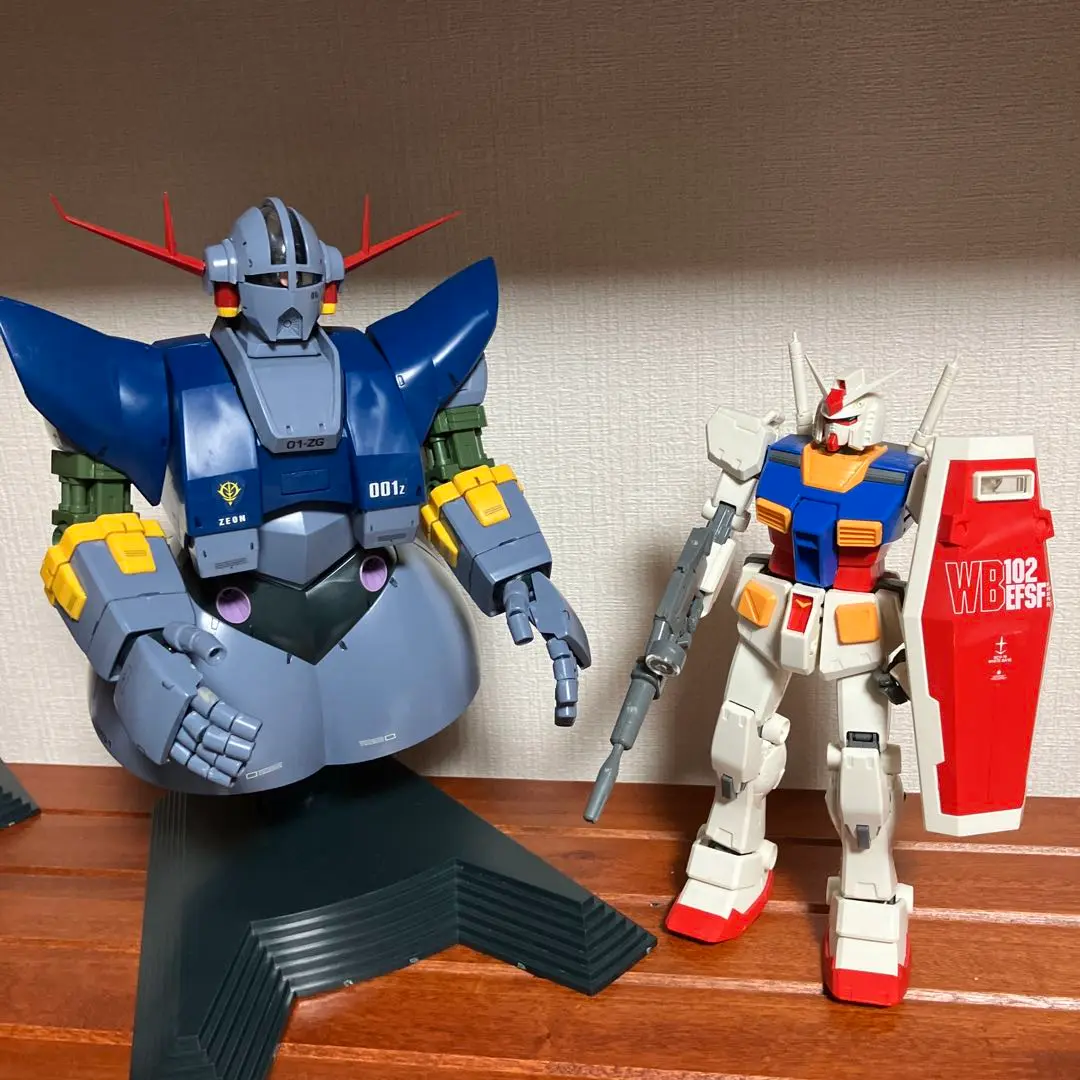 【ガンプラ完成品】　MG ジオング ガンプラ】MG 1/100『ジオング』機動戦士ガンダム プラモデル