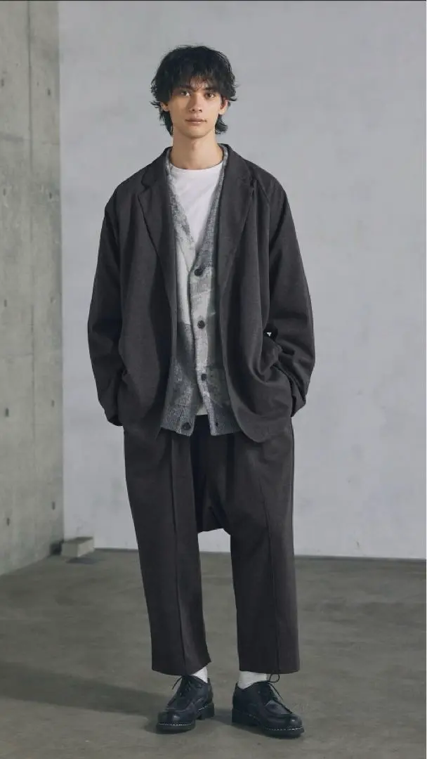 パンツ CTHY TECHWOOL BAGGY SARROUEL SLACKS BL 1 CTHY TECHWOOL BAGGY SARROUEL SLACKS BL 1 - メルカリ