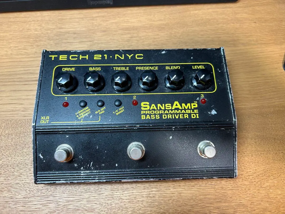 Tech 21 NYC Sansamp Programmable Bass Driver DI Pedal
