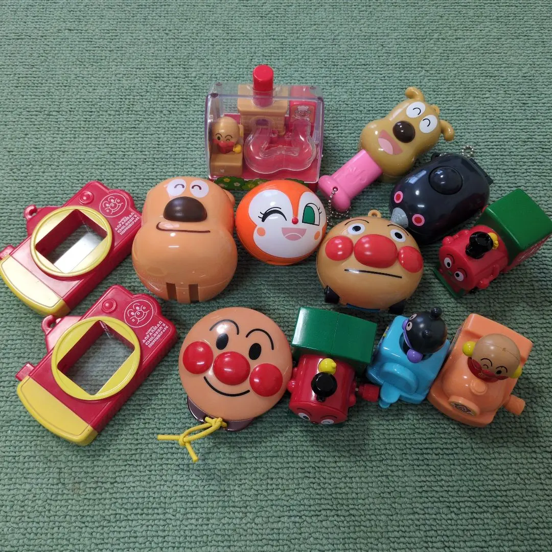 麵包超人 轉蛋 總出清 的縮圖