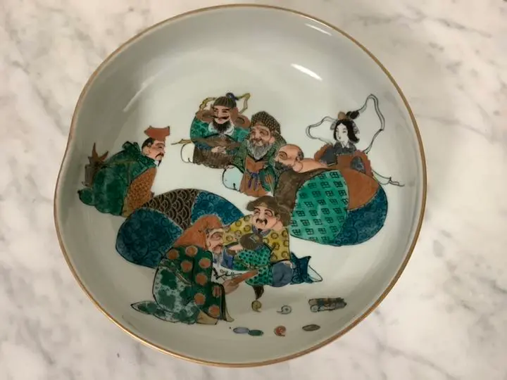 茶道具　九谷焼　末川泉山造　庄三風　色絵　山水文　香合　共布共箱　V　R5946 茶道具 九谷焼 末川泉山造 庄三風 色絵 山水文 香合 共布共箱 V