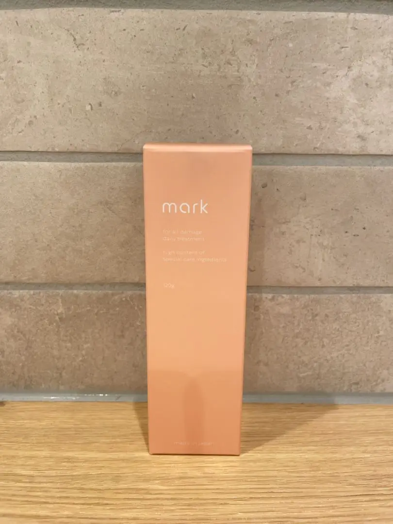 mark ヤクジョ　エルバイ　ウルガミトリートメント300g 詰め替え ELLE BY URUGAMI TREATMENT 300g