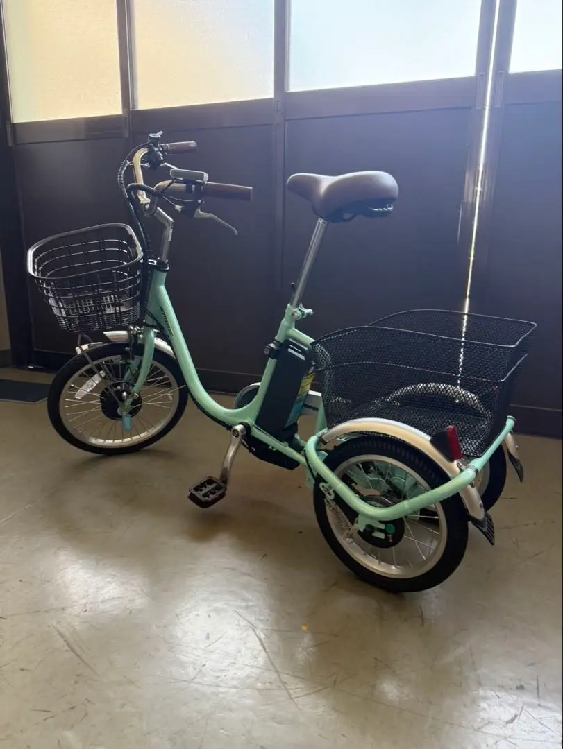 MIMUGO ベージュ 三輪電動アシスト自転車：訳あり bepn20sb-th-202507.jpg