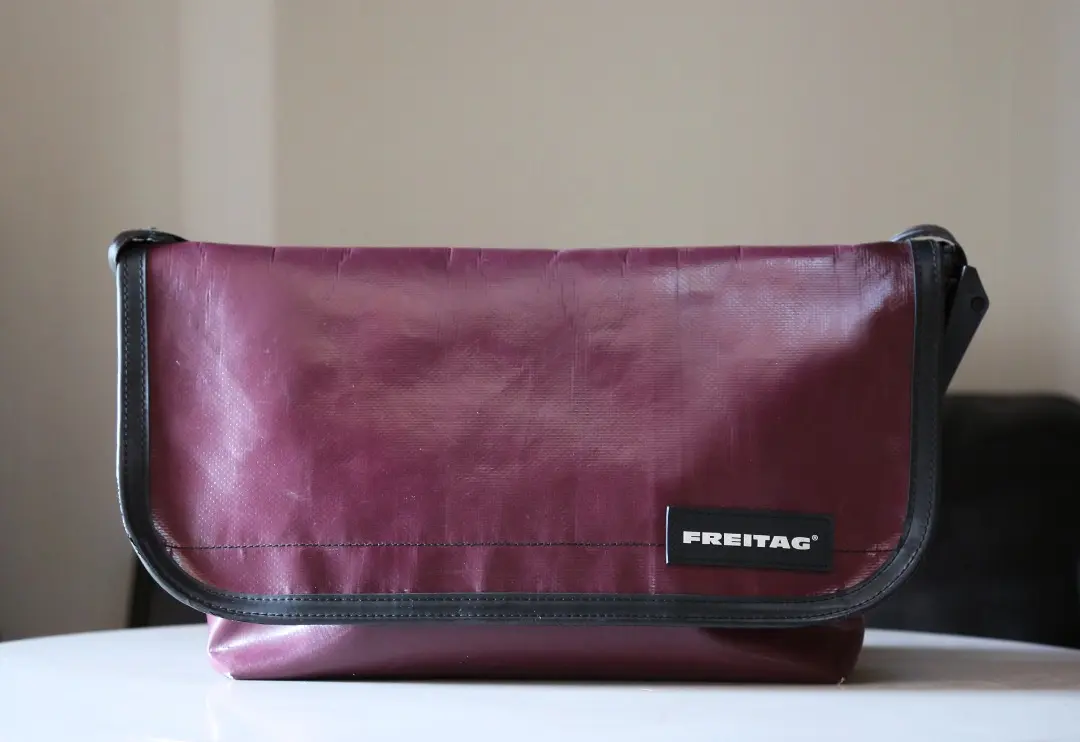 FREITAG オールブラック　SURFSIDE6 F42 FREITAG Messenger Red Cycling bag FREITAG - F42 SURFSIDE 6