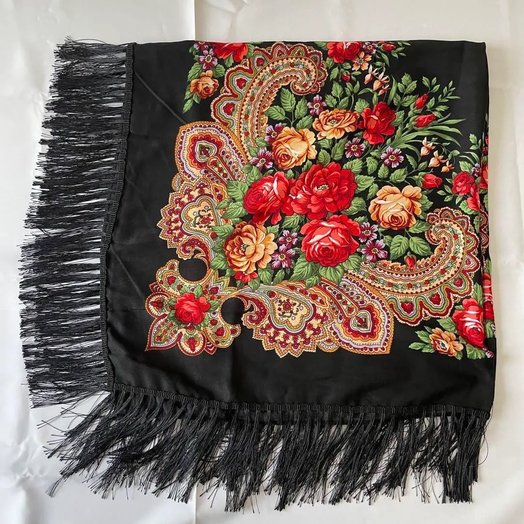 Thumbnail of Flamenco Mantoncillo Shawl Black Floral Pattern with Fringe Performance Lesson