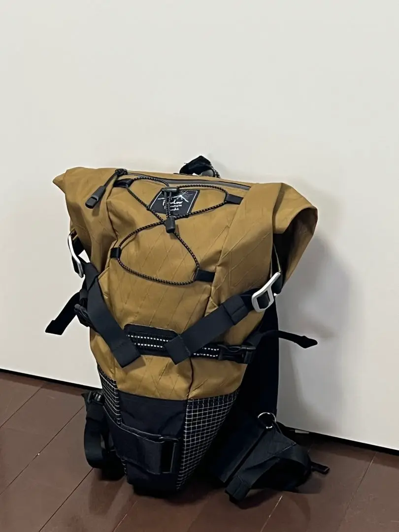 patagonia - 山と道　THREE メッシュ コヨーテブラウン　M 山と道 (ヤマトミチ) バックパック SIZE L ブラウン/コヨーテ