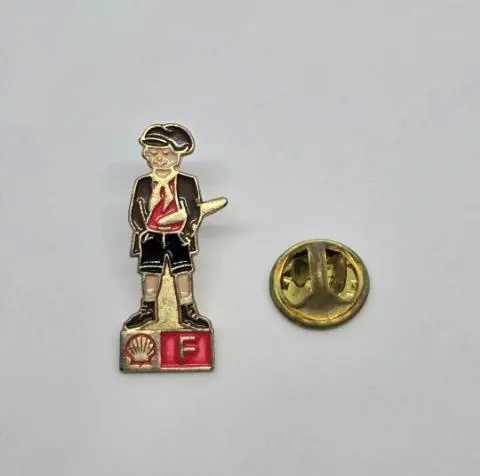 Thumbnail of Shell Character Pin Badge