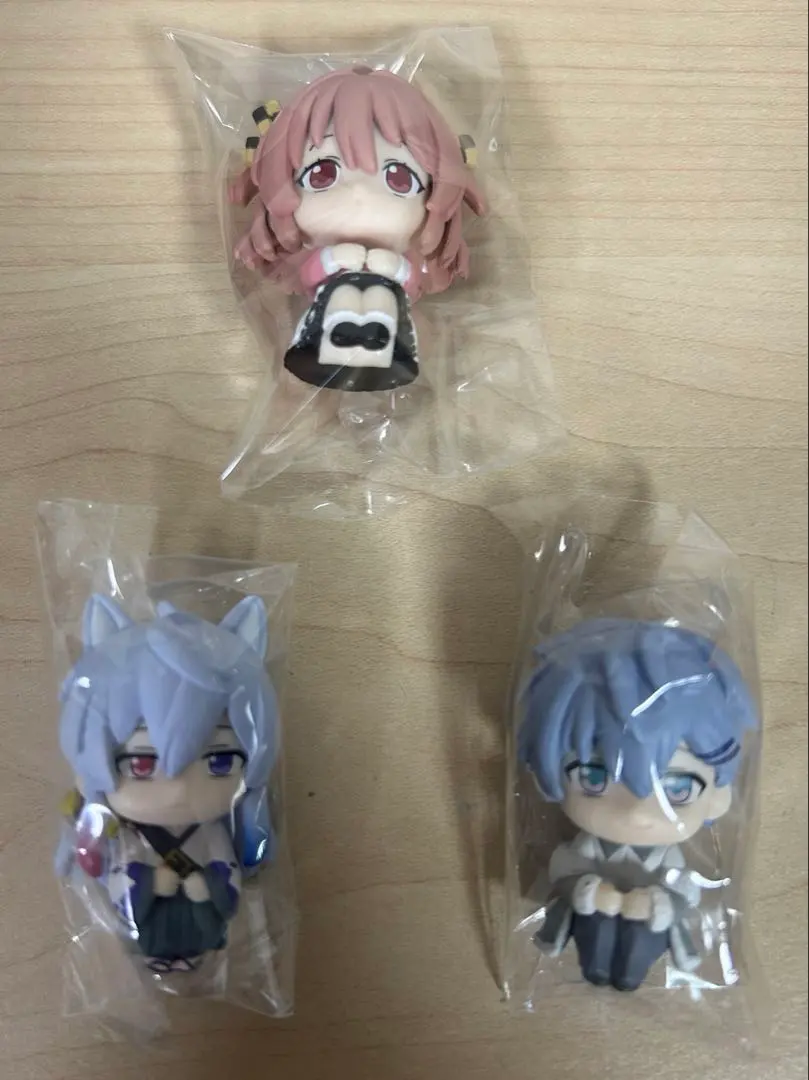 Thumbnail of Colorful Peach figure set.