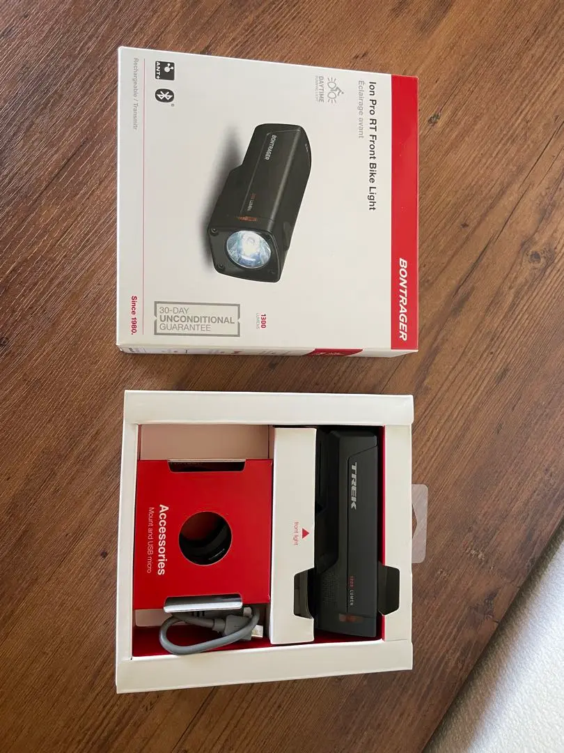 ボントレガー Ion Pro RT フロントライト 動作確認済み 美品 BONTRAGER 「ボントレガー」 ION PRO RT フロントライト / 京都