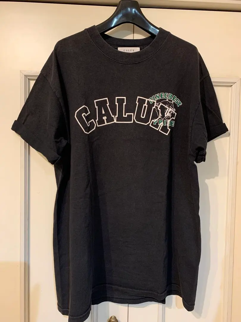 2025年最新】calux リメイクtシャツの人気アイテム - メルカリ