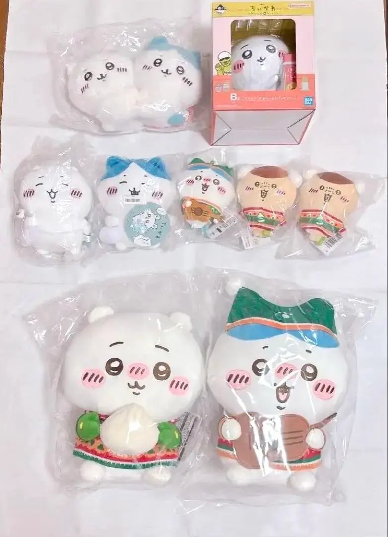 ちいかわ ほわほわぬいぐるみS（立ちポーズくりまんじゅう