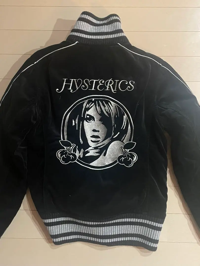 【HYSTERICS GLAMOUR】✳︎おしゃれなギターガール スカジャン✳︎希少 即完売 Hysterics ヒステリックス スカジャン サテン ラメ加工
