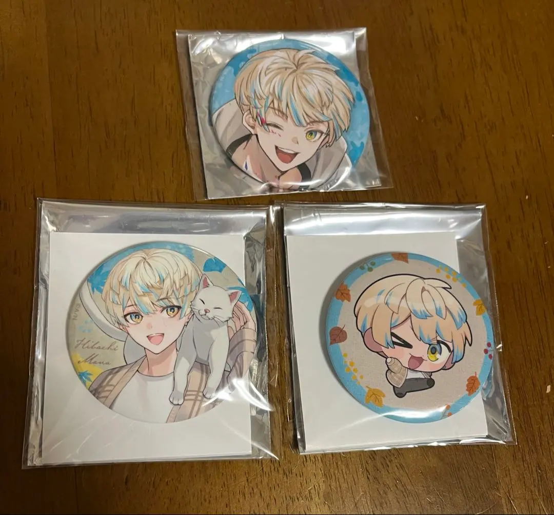 Thumbnail of Nijisanji Mana Hibachi Oriens 1st Anniversary Manekineko Can Badge Set of 3