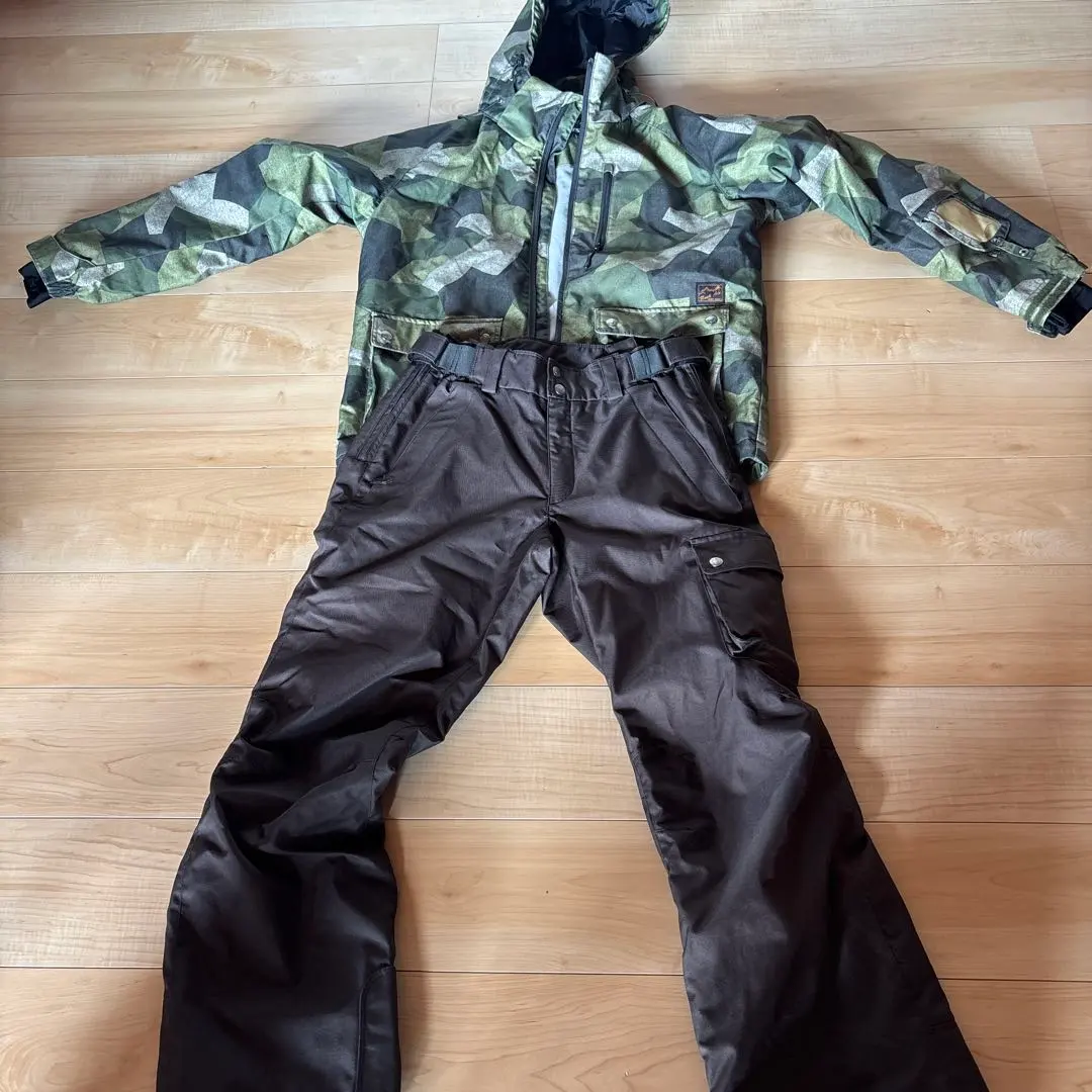 Thumbnail of ONYONE Snowboard Wear, Size M