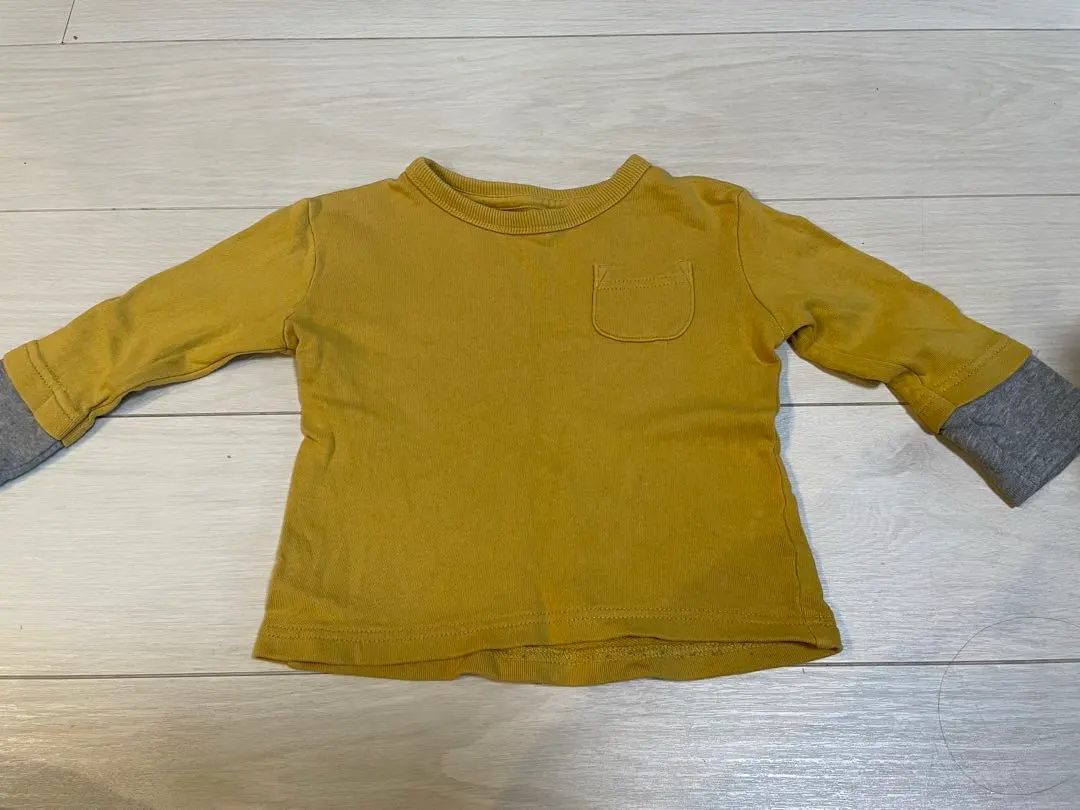 Thumbnail of Long sleeve top T-shirt yellow spring and autumn long sleeve T-shirt