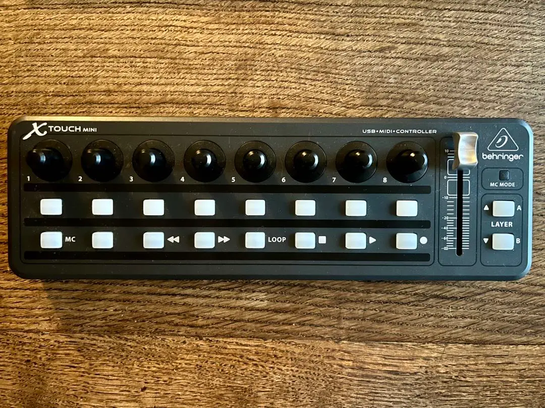 Amazon | BEHRINGER X-TOUCH MINI | MIDIコントローラー | 楽器