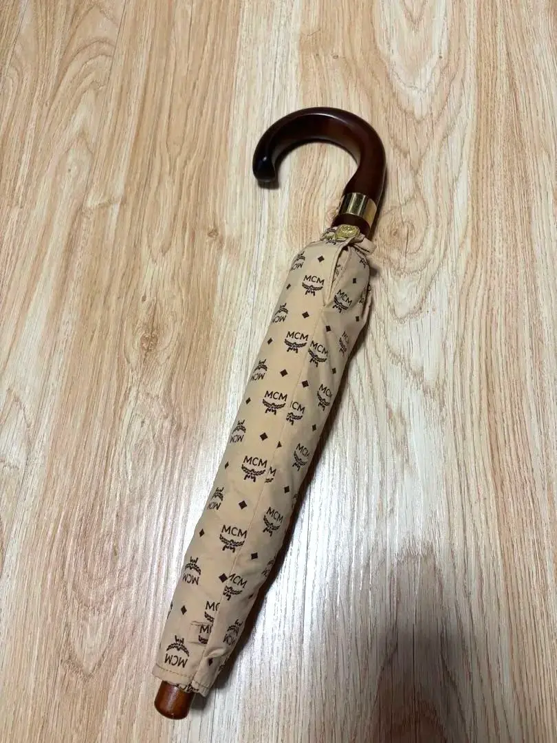 （新品）BALLY 折りたたみ傘 レッド　2こセットバリー 新品）BALLY 折りたたみ傘 レッド 2こセットバリー|mercari