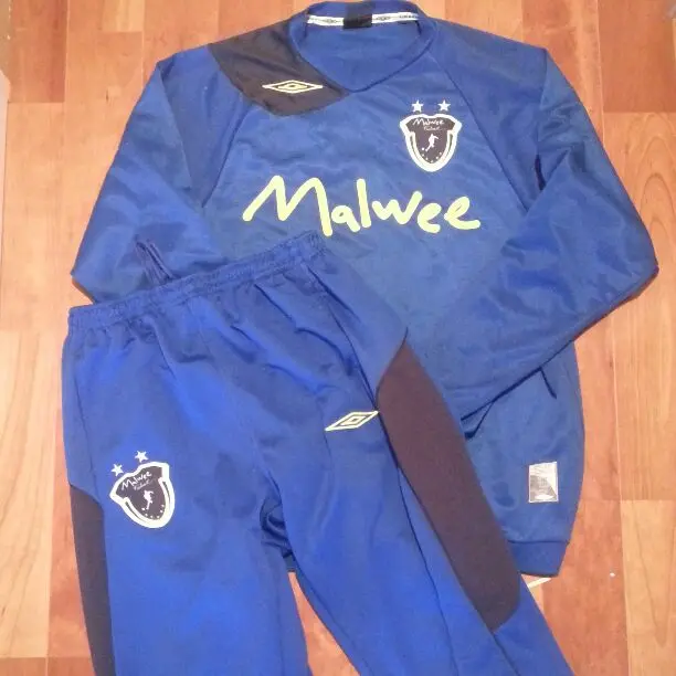 ファルカン　Malweeフットサルクラブ　ユニフォームセット ファルカン Malweeフットサルクラブ ユニフォームセット