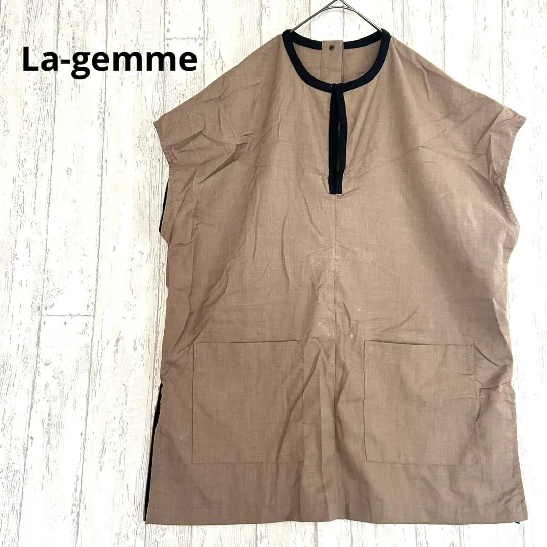 Thumbnail of La-gemme Sleeveless Pullover [F] Piping Slit