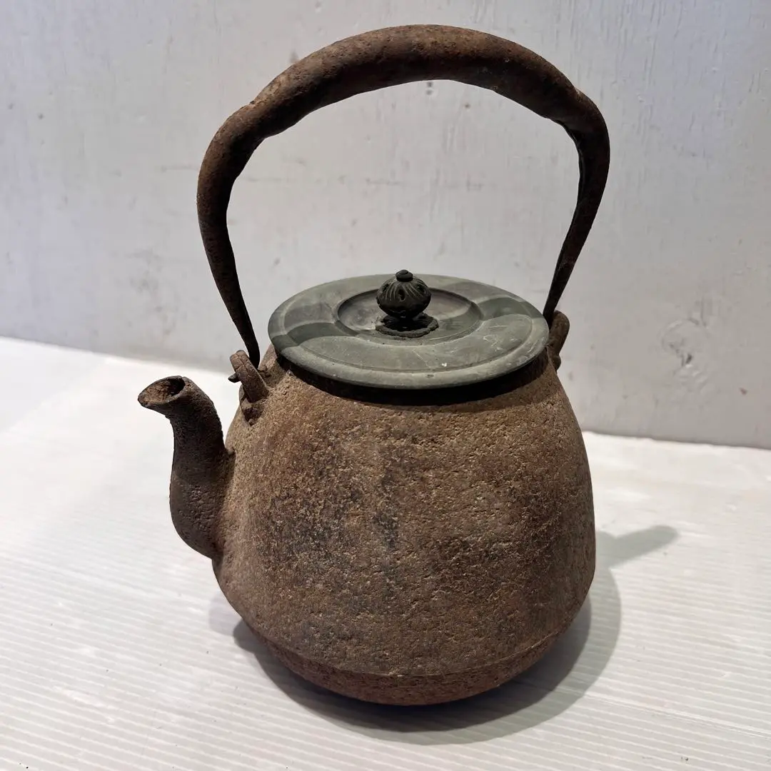 【骨董品】龍文堂造　銚子　銅蓋鉄瓶 骨董品】龍文堂造 銚子 銅蓋鉄瓶オンライン ショップ