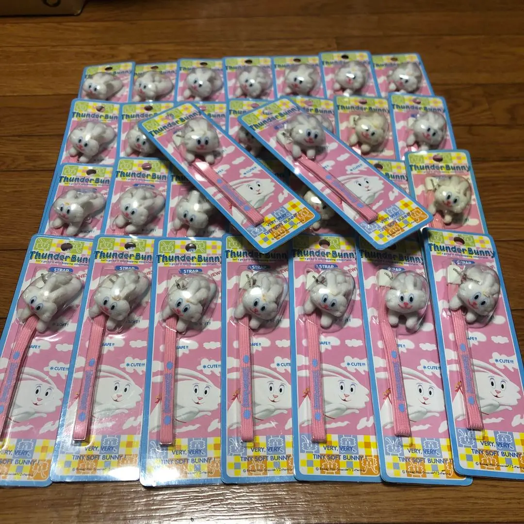 サンダーバニー　ミニぬいぐるみストラップ　30個セット　レア品　デッドストック 2025年最新】サンダーバニー ストラップの人気アイテム - メルカリ