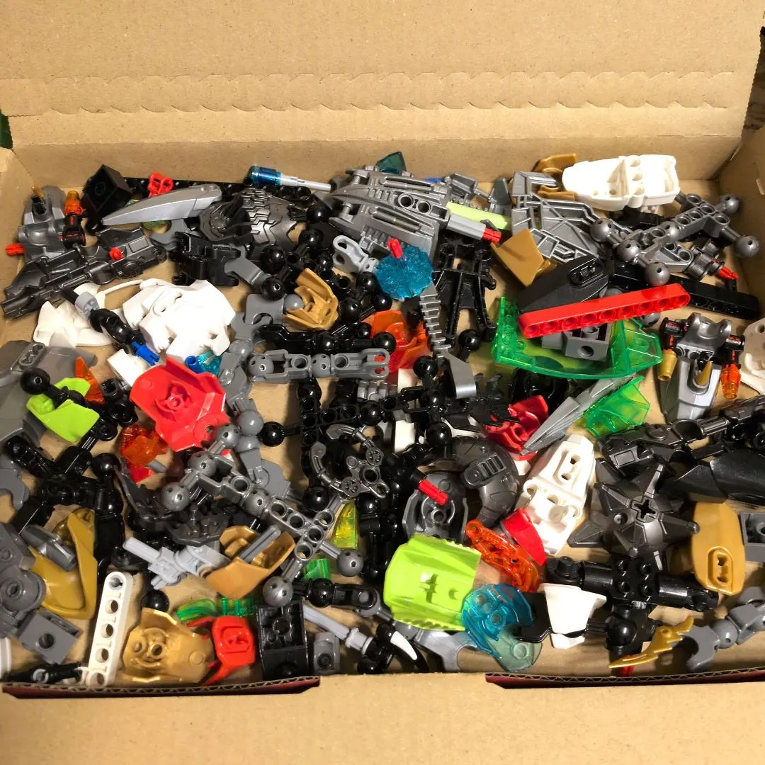 Thumbnail of LEGO Hero Factory Bionicle Parts Set 2