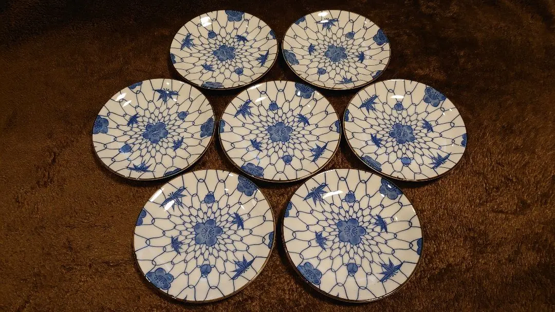古伊万里　小振　色絵　網目紋　三つ鉢・深皿（大）径24.5×高7ｃｍ 古伊万里 小振 色絵 網目紋 三つ鉢・深皿（大）径24.5×高7cm