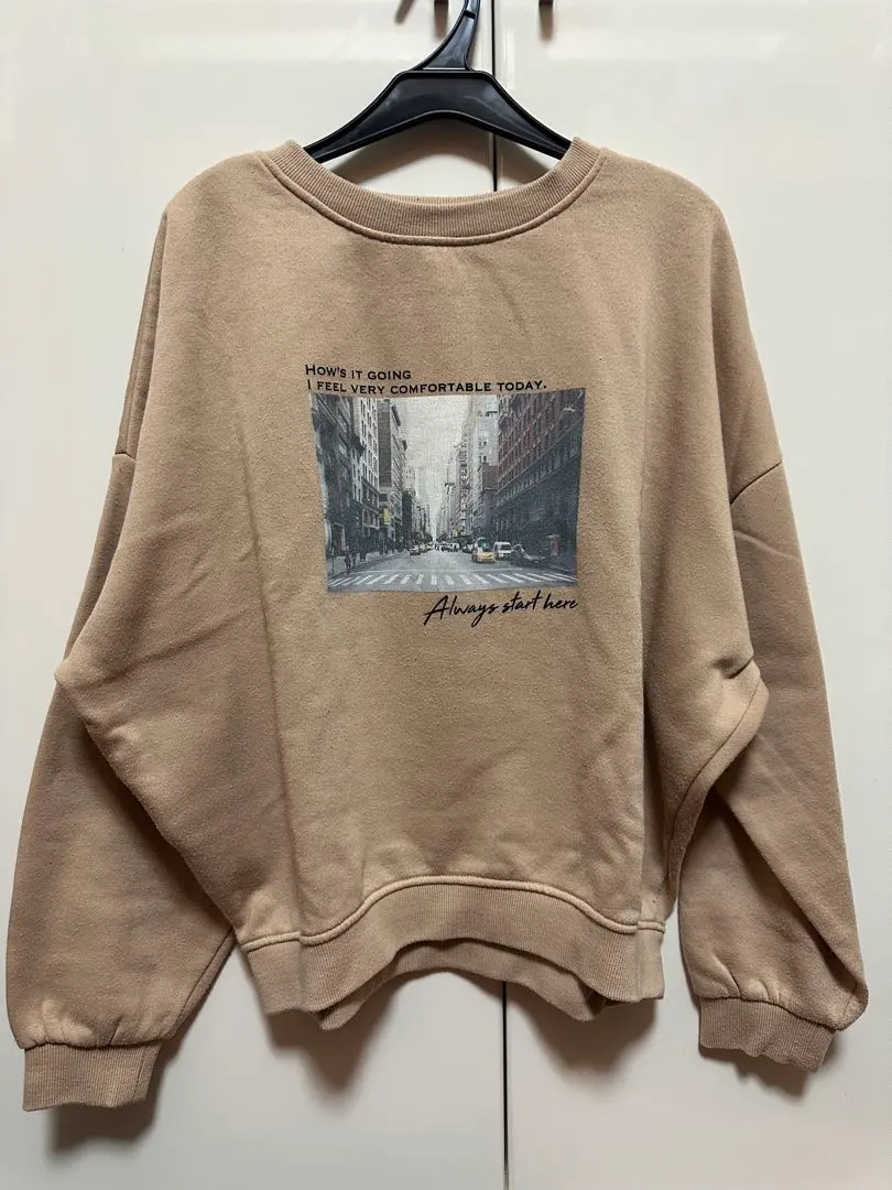 Thumbnail of one way beige sweatshirt