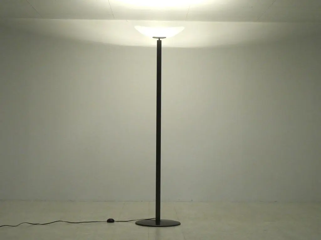 2025年最新】Artemide フロアスタンドの人気アイテム - メルカリ