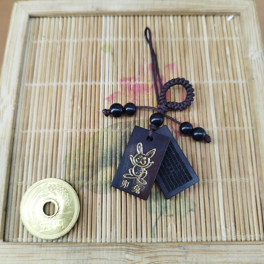 メ*0様 木製 、般若、鬼の面 角付き 紫の紐 Amazon.co.jp: 鬼面 鬼の面 面 木彫り 能面 般若 やぶ面 : おもちゃ