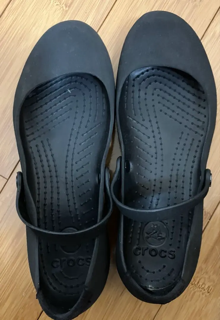 2025年最新】crocs w7 アリスの人気アイテム - メルカリ