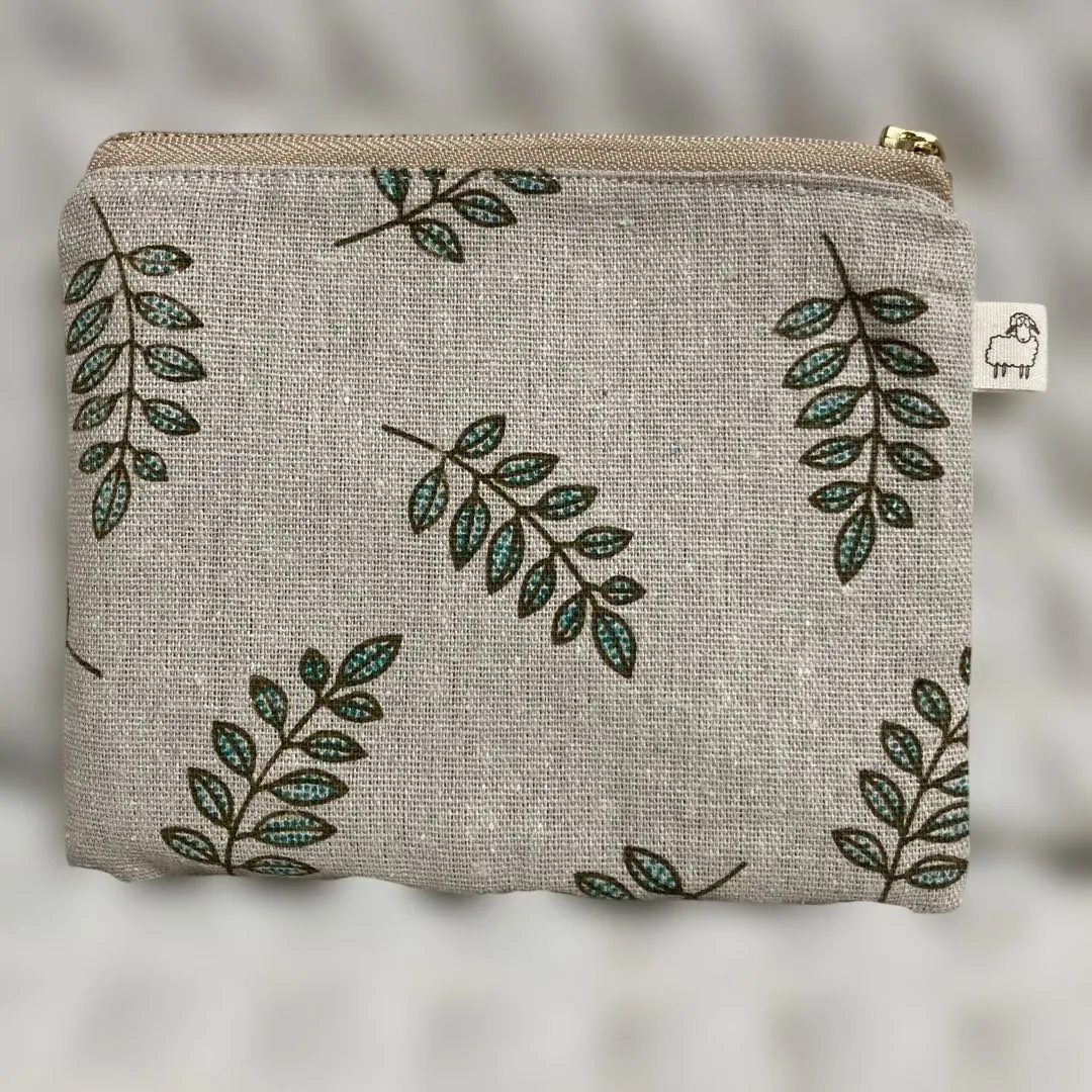 Thumbnail of Beige pouch with leaf pattern, handmade