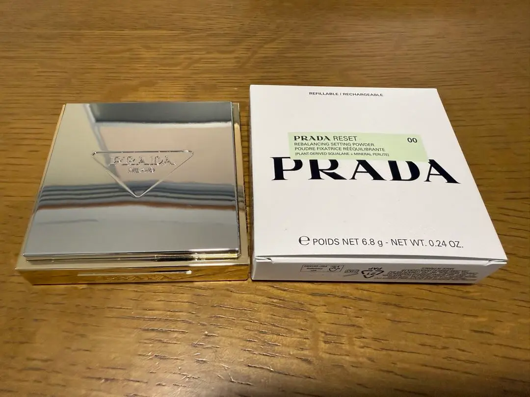 PRADA フェイスパウダー　限定品 PRADA BEAUTY プラダ ビューティ リセット セッティング