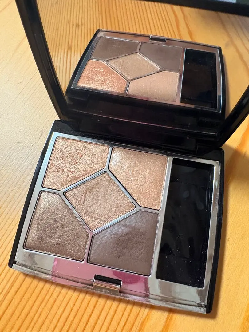 Thumbnail of Dior 5 Couleurs Couture 559 Poncho Eyeshadow Palette