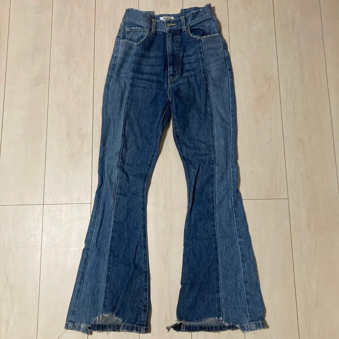 EVRIS 深色牛仔喇叭褲 的縮圖