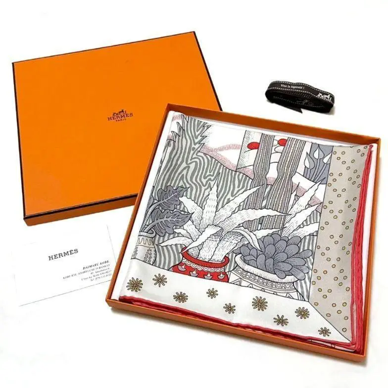 エルメス　カレ90 始まりの歌　2022SS 未使用新品 2022年 春夏 HERMES エルメス スカーフ カレ90 始まりの歌